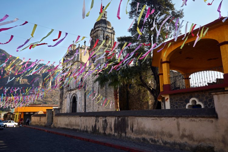 Explora el Misticismo de los 5 Lugares donde la Leyenda ha Basado su Hogar