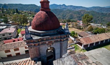 Capulálpam de Méndez, Oaxaca: Calidez Provinciana
