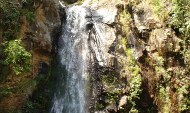 Tacámbaro de Codallos: El Pueblo Mexicano que No Olvida su Tradición.
