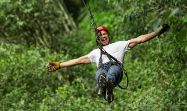 ¡Siente la adrenalina en las Tirolesas y Teleféricos más Populares de México!