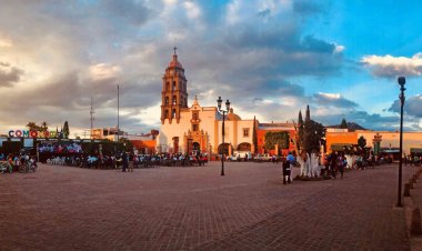 Descubre la magia de Comonfort: Leyendas, Mitos y Tradiciones.
