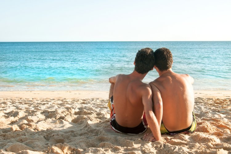 Explora el LGBT+ Paraíso de Cancún: Sol, Playa y Gran Viaje