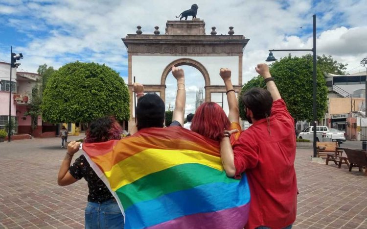 Explora tu lado L de León: Turismo LGBT+