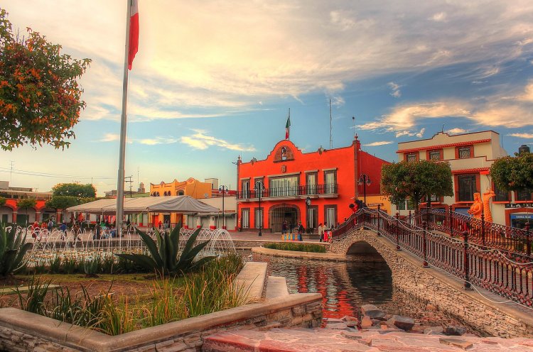 Explora el Reino de Metepec: Tradición y Belleza a Gran Altura