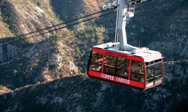 4 Teleféricos para Disfrutar de Paisajes Únicos desde las Alturas