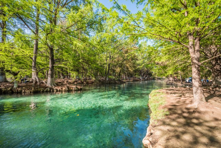 Explora el Tesoro Natural de San Luis Potosí: La Laguna de la Media Luna