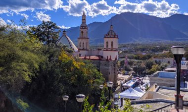 Explora el Mágico Festival Cielo en Nuevo León.