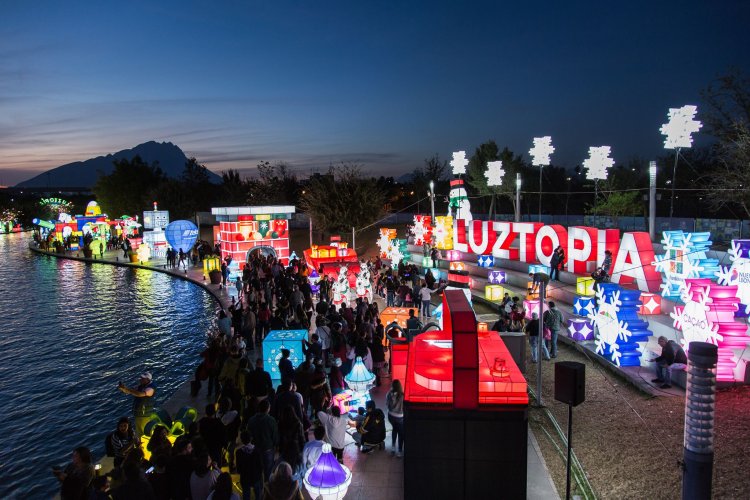 Luztopia Monterrey 2022: ¡La Fiesta de Luces Navideñas Más Brillante de México!