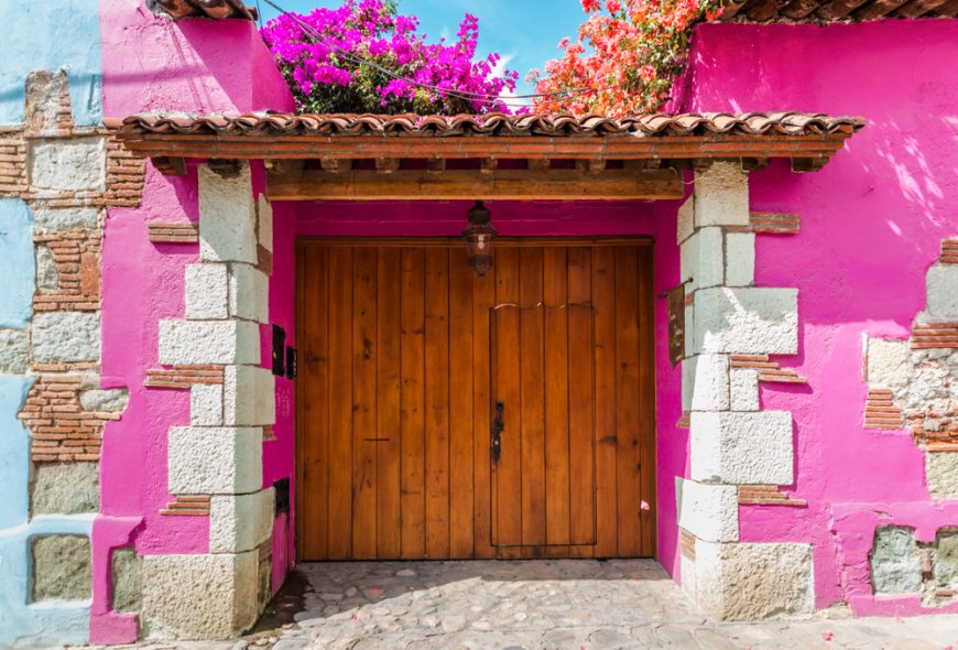 Descubre el Encanto Mágico de Oaxaca: Explora el Primer Barrio Mágico de la Ciudad.