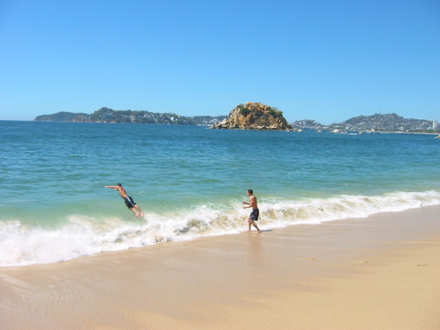 3 Playas Impresionantes para Vivir un Verano en Acapulco