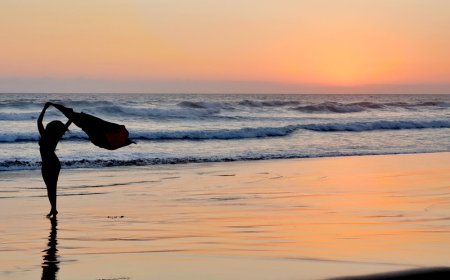 Barra Pichi, un paraíso del surfing en Michoacán