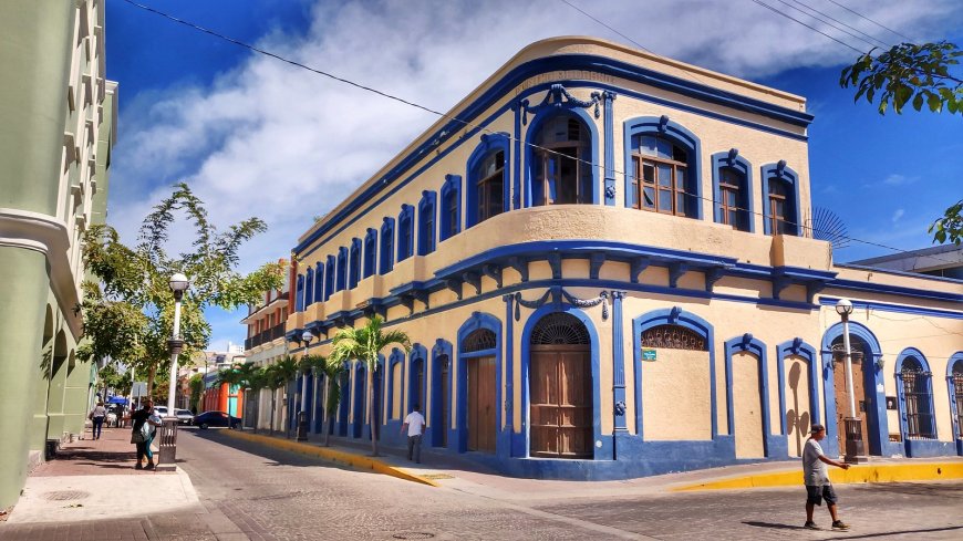 Descubre el Espíritu de Mazatlán: El Viejo Mazatlán, Orgullo de los Mazatlecos.