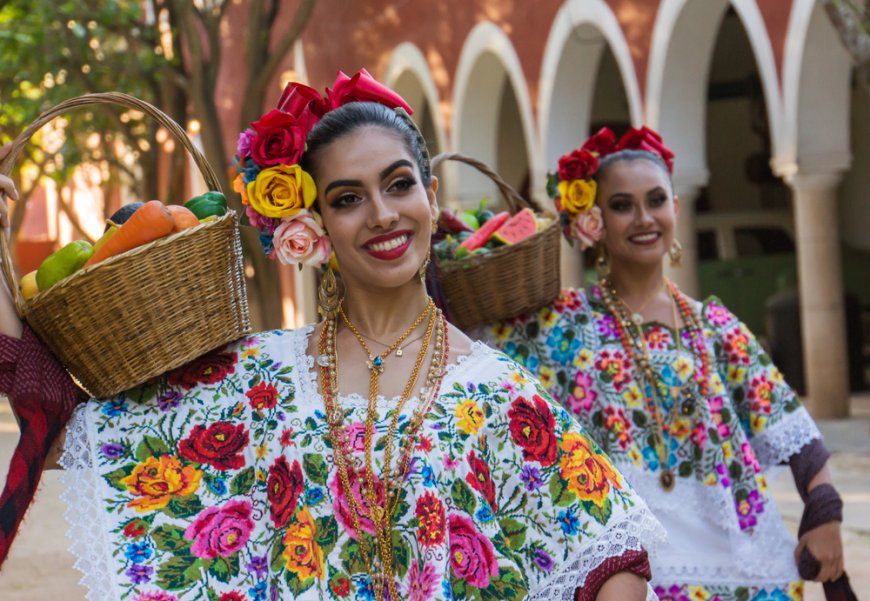 Asiste a la exposición de piezas del VI Concurso Estatal de Textil Chuuy K’káab 2023