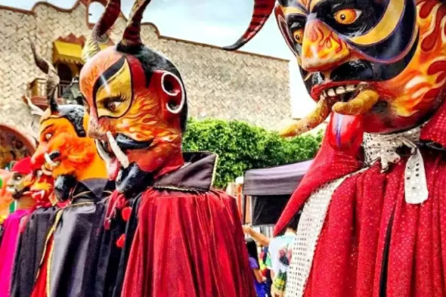 Matachines Masks Fiesta de los Matachines en Huajuapan de León, ¡conoce la Mixteca ...