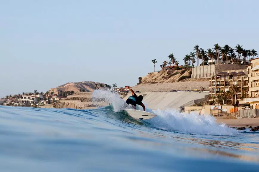 Surfea en Playa Zippers: