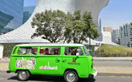 ¿Alguna vez imaginaste recorrer la Cdmx o la Riviera Maya en un combi-tour?