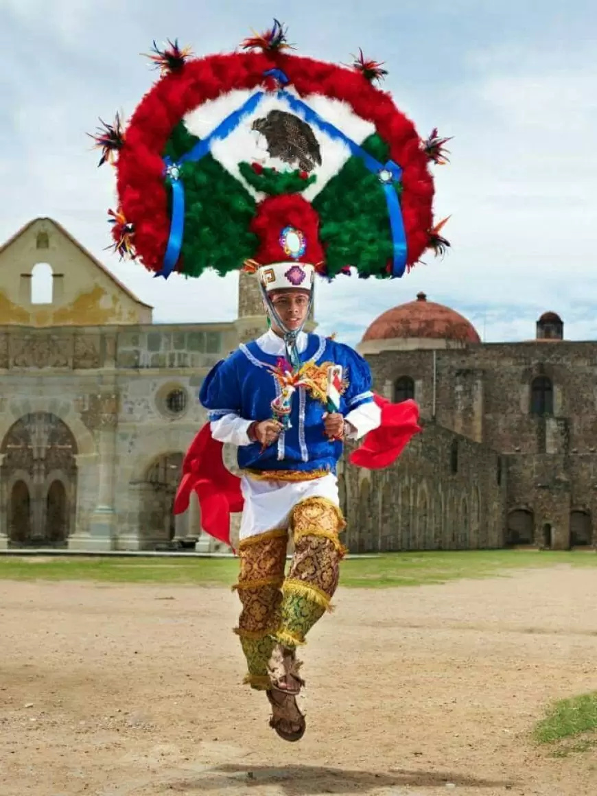 Cuilápam de Guerrero, cuna de la Danza de la Pluma