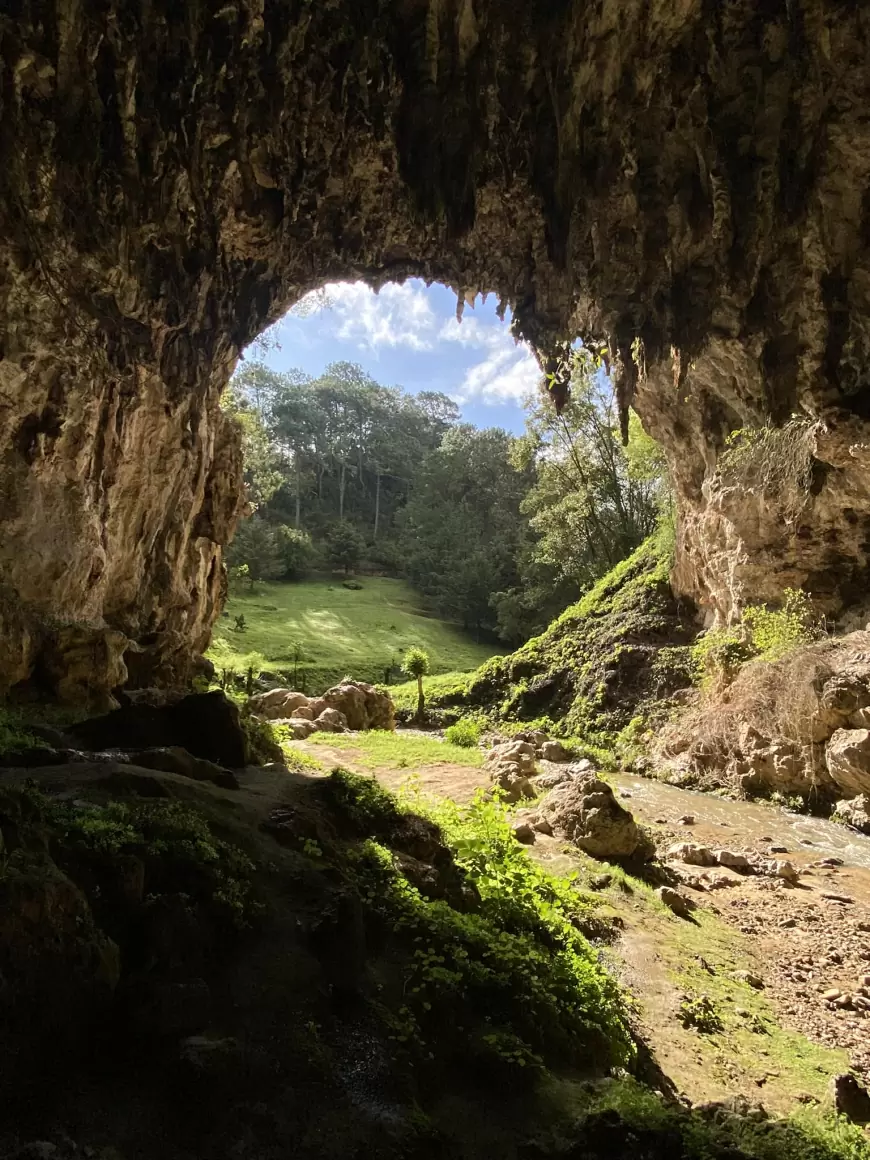 Gruta de San Miguel Cuevas, aventúrate a esta belleza natural