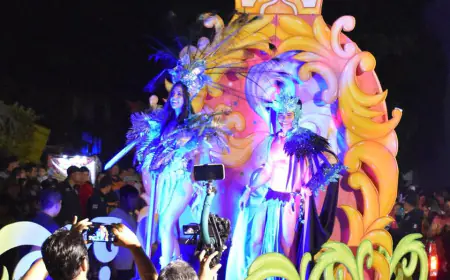 Carnaval Cuyutlán 2025: La magia que resurge de las olas