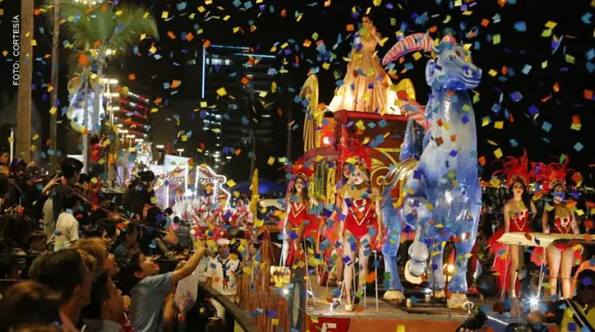 El Carnaval de Mazatlán, la tradición y la fiesta a orillas del mar