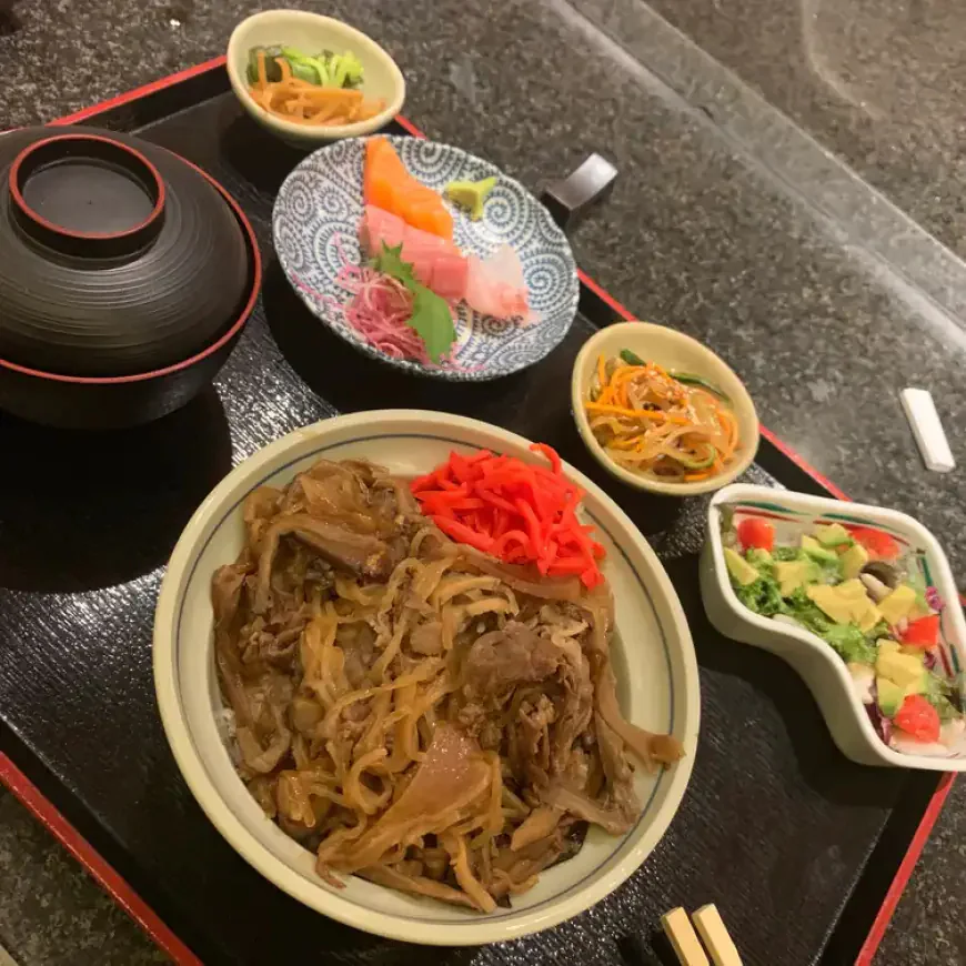 Yoshimi en Polanco, la tradicional comida japonesa en México.