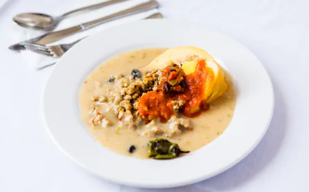 Queso de Bola: El Sabor Holandés que Conquistó la Cocina Yucateca