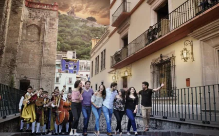 El amor está en el aire y también en los callejones de Guanajuato