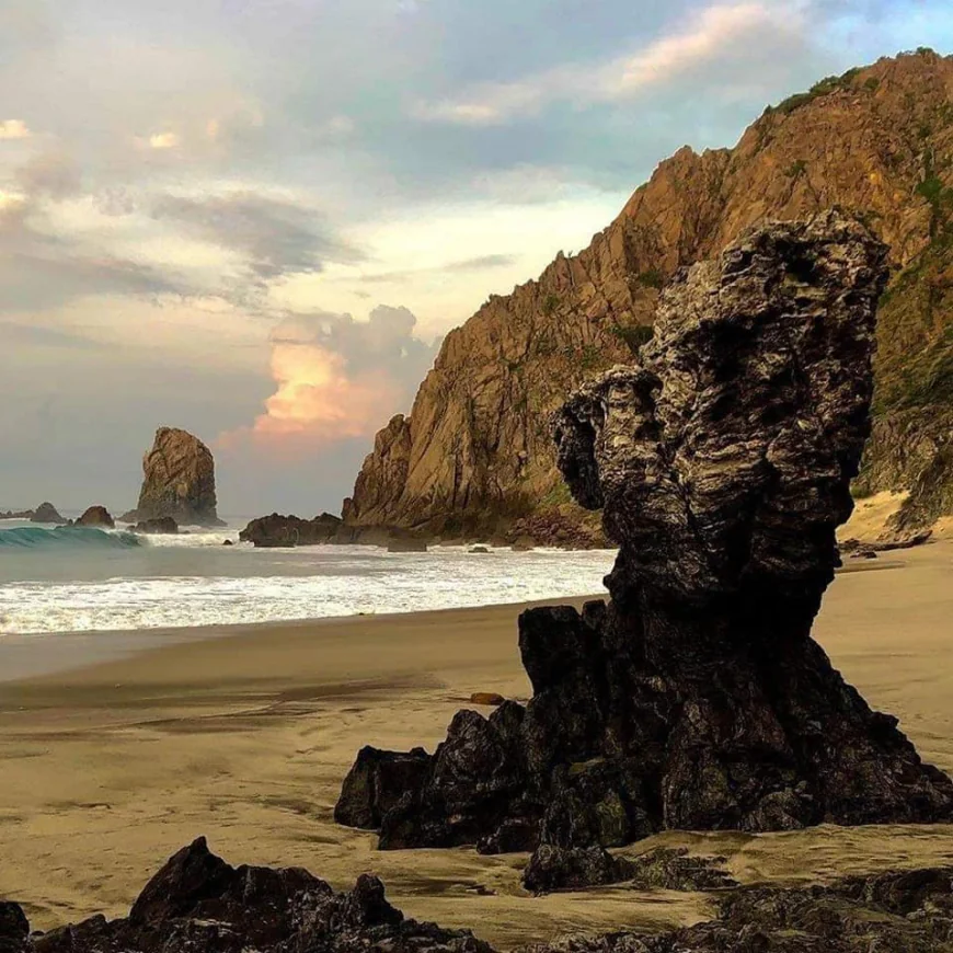 Playa la Escondida, Punto Chivo; Salina Cruz.