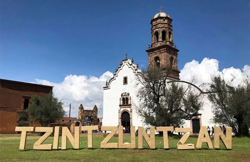 Tzintzuntzan, Michoacán; lugar de colibríes.