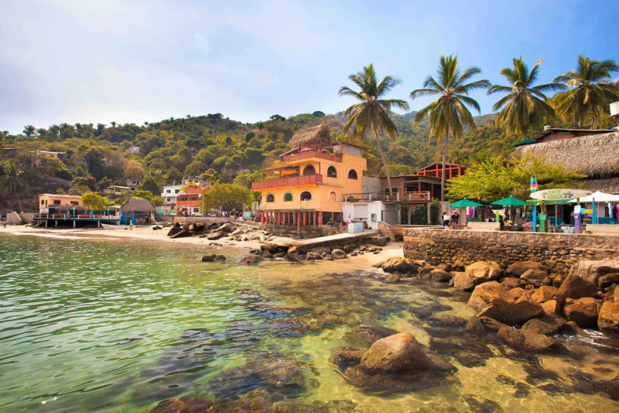 Playa Tamarindo y Santuario Yelapa, un edén con verdadero lujo y tranquilidad.
