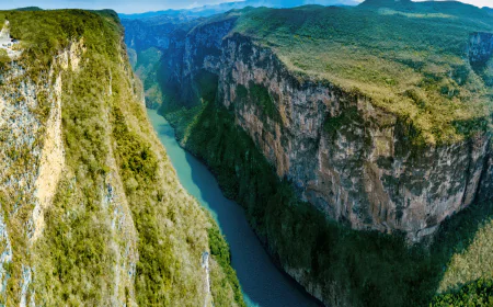El Cañón del Sumidero, la joya que nunca pasa de moda en Chiapas.