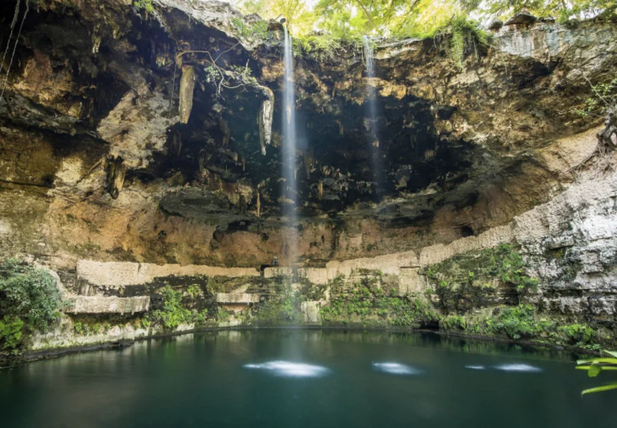 Cenote Zací