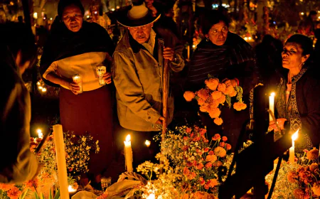 Panteón de San Andrés Mixquic: una noche viva entre los muertos