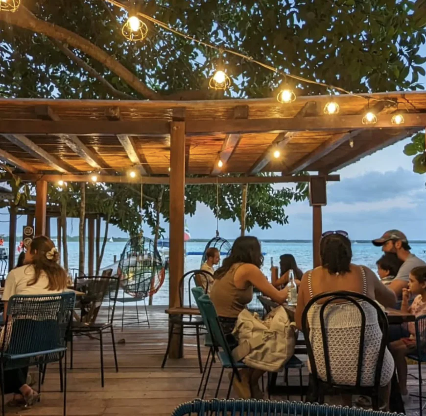 La Playita: vibra relajada con sabor tropical