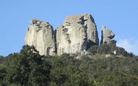 Descubre la Peña del Conejo y los Frailes en San Jerónimo, Hidalgo.