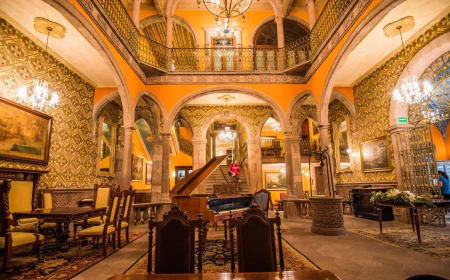 ¿Dormirías en un museo? Hospédate en el Hotel-Museo Palacio de San Agustín