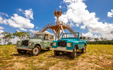 VINTAGE CAR EXPERIENCE por la Ruta Puuc y Aldeas Mayas: un viaje en el tiempo sobre ruedas