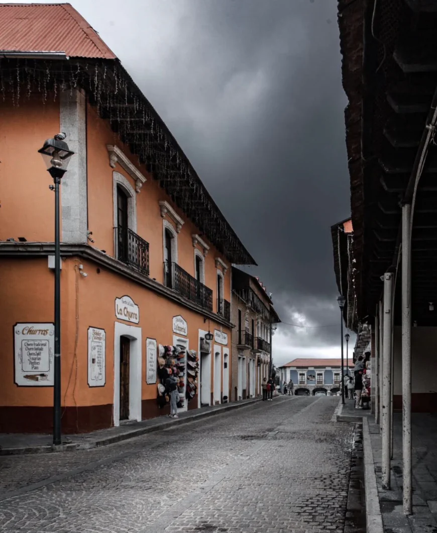 Real del Monte: donde las nubes pasean contigo